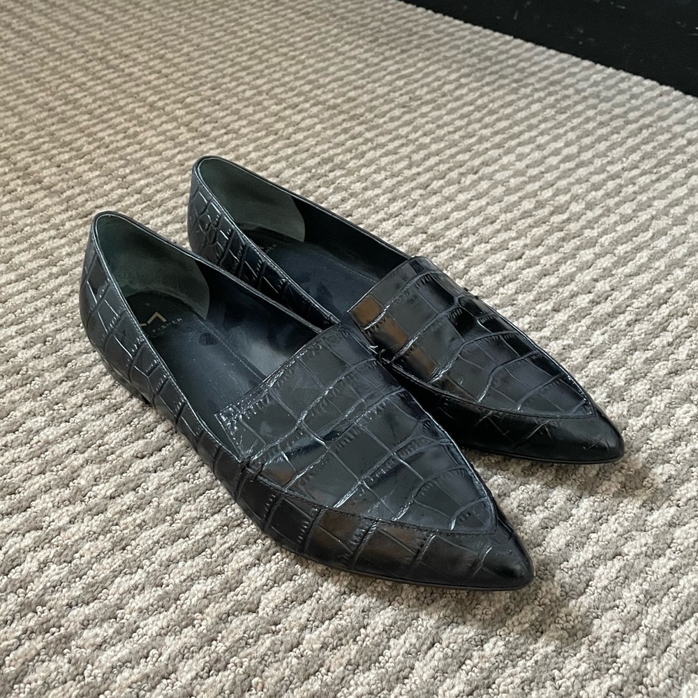 MARC FISHER FLATS